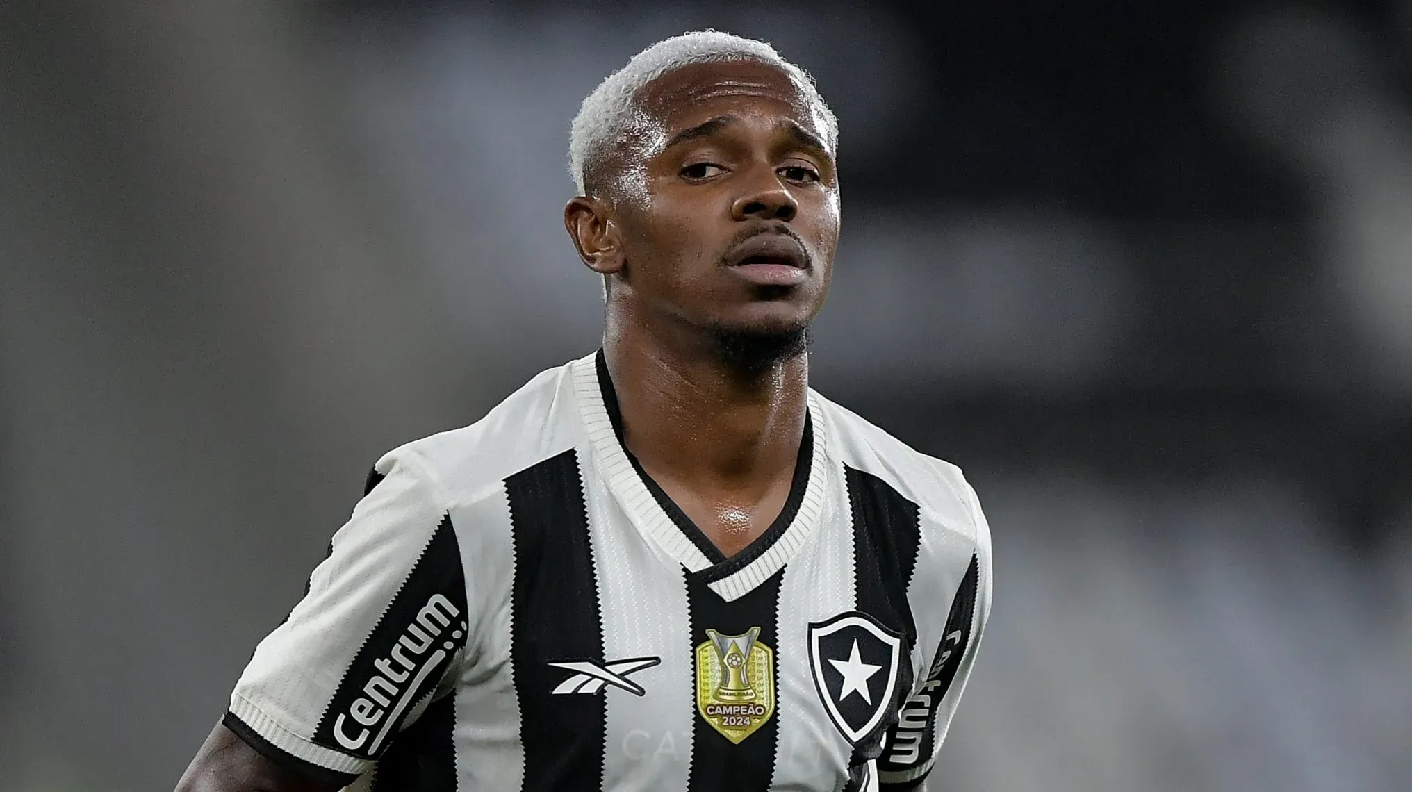 Santos entra na disputa com time da China, por Jeffinho do Botafogo