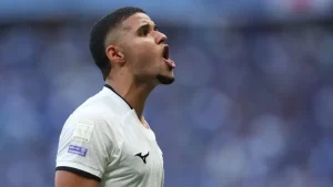 Botafogo vence Cruzeiro no Mineirão após 10 anos e se aproxima do G4 do Brasileiro Botafogo vence Cruzeiro no Mineirão após 10 anos e se aproxima do G4 do Brasileiro