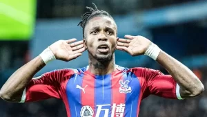 Zaha não vem para o Botafogo por salário e possíveis problemas extracampo