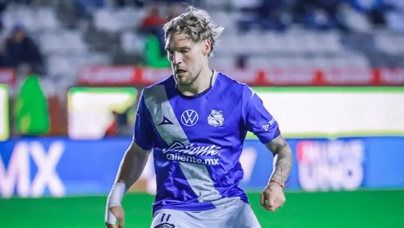 Botafogo negocia contratação de Emiliano Gómez atacante do Puebla