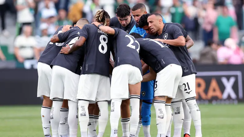 Botafogo empata em 1×1 com Coritiba e o técnico Tite segue sem vitória